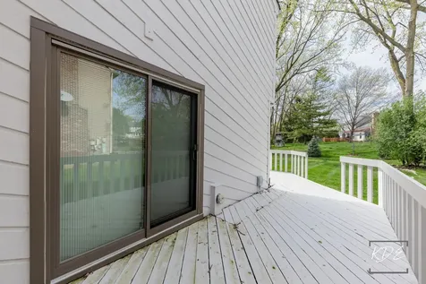 1213 Yorkshire Drive Naperville IL 60563