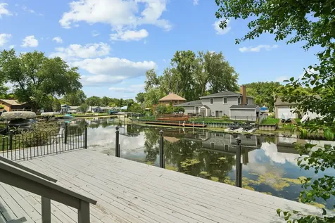 1120 Fortress Drive Mchenry IL 60050