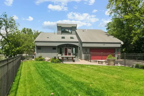 1120 Fortress Drive Mchenry IL 60050