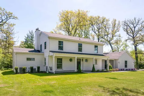 707 Brierhill Road Deerfield IL 60015
