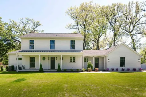 707 Brierhill Road Deerfield IL 60015