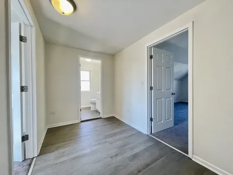 8312 South Phillips Avenue Chicago IL 60617
