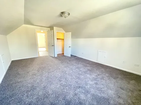 8312 South Phillips Avenue Chicago IL 60617