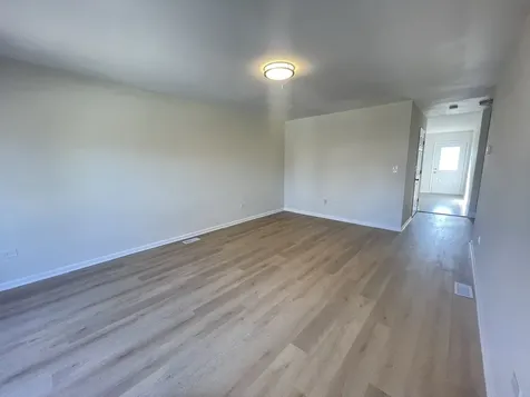 8312 South Phillips Avenue Chicago IL 60617