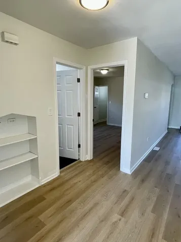 8312 South Phillips Avenue Chicago IL 60617
