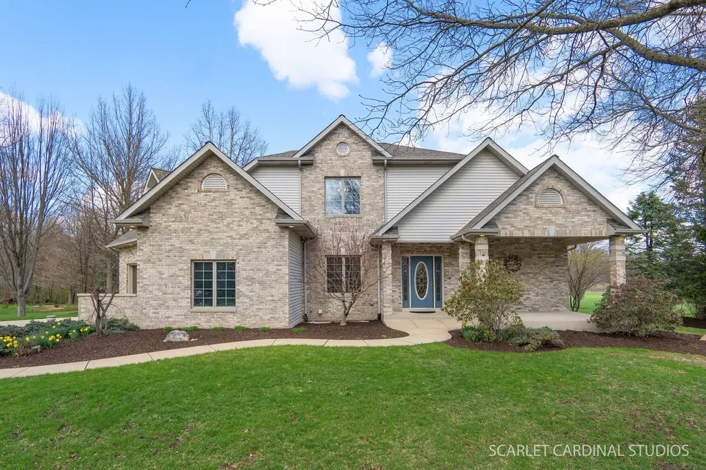 293 Farm Court Yorkville IL 60560
