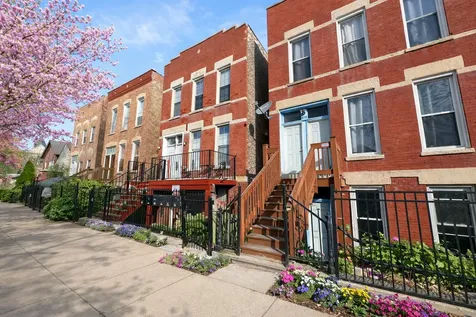 460 West 28th Place Chicago IL 60616