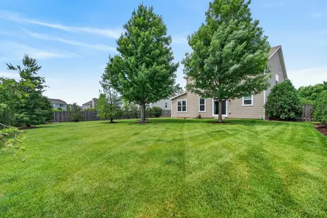 12475 Carver Lane Huntley IL 60142