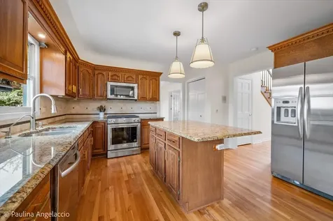 1713 Edgewood Drive Algonquin IL 60102