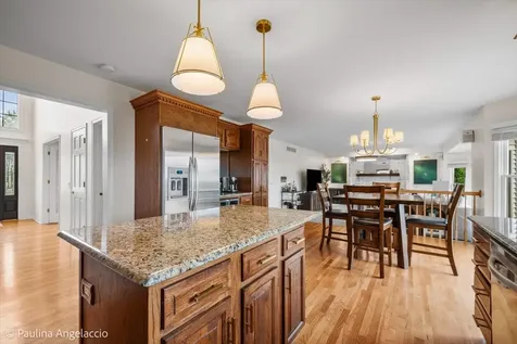 1713 Edgewood Drive Algonquin IL 60102