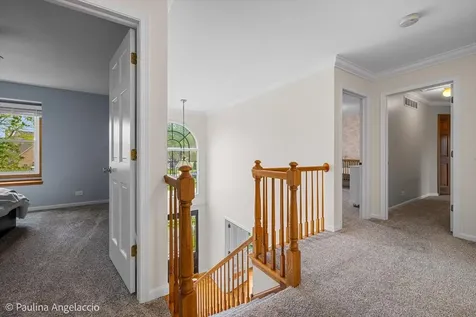 1713 Edgewood Drive Algonquin IL 60102
