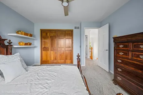 1713 Edgewood Drive Algonquin IL 60102
