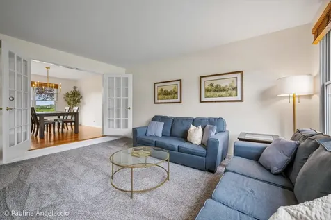 1713 Edgewood Drive Algonquin IL 60102
