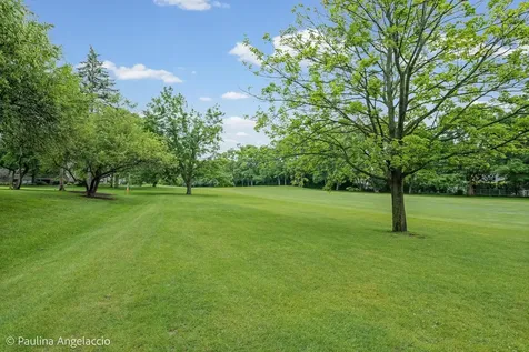 1280 Oak Hill Road Lake Barrington IL 60010