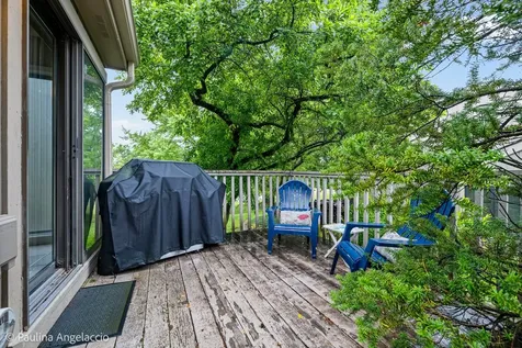 1280 Oak Hill Road Lake Barrington IL 60010