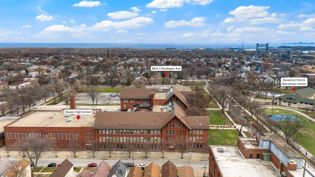 8841 South Muskegon Avenue Chicago IL 60617