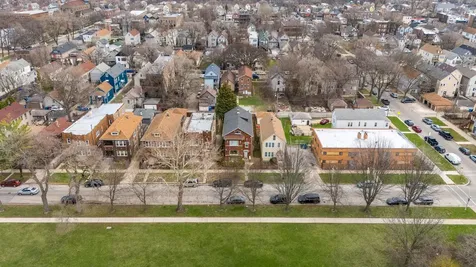 8841 South Muskegon Avenue Chicago IL 60617