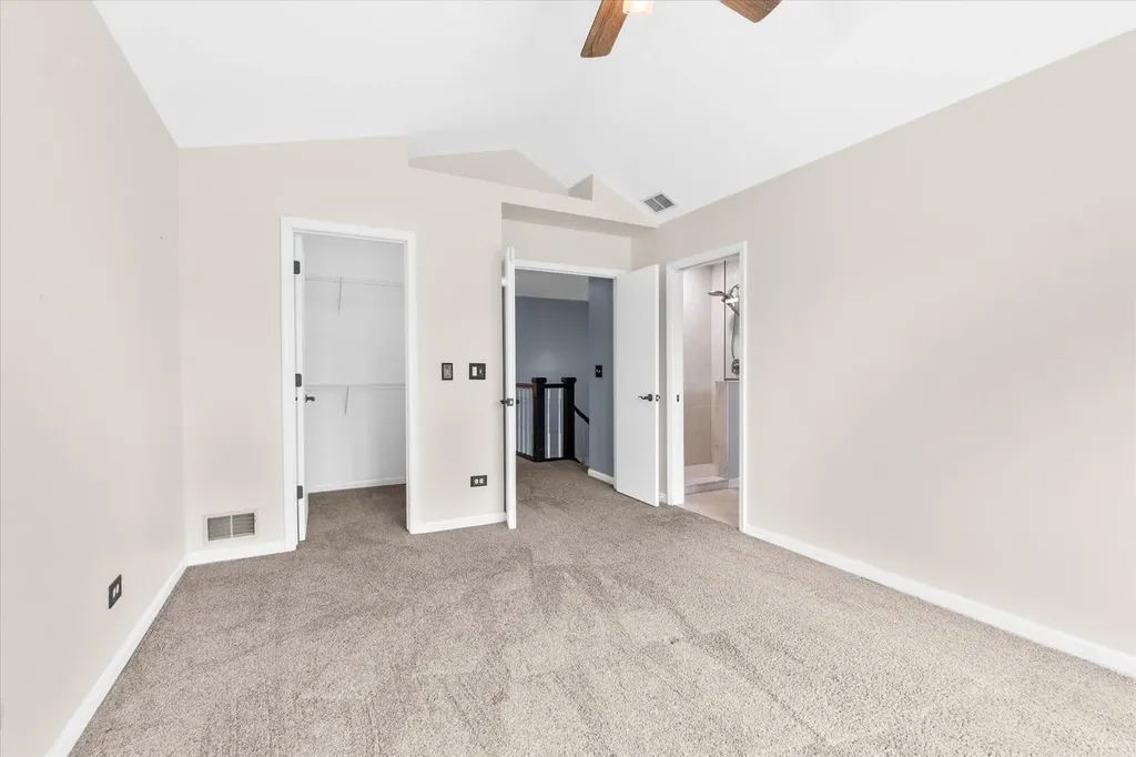 3827 Petra Court Naperville IL 60564