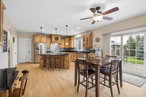 21261 Somerset Street Shorewood IL 60404