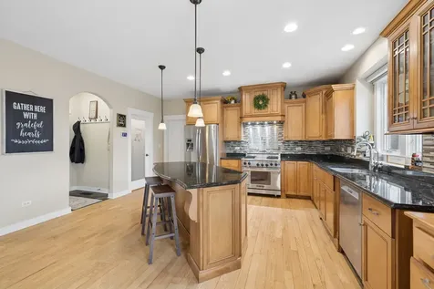 21261 Somerset Street Shorewood IL 60404