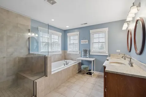 21261 Somerset Street Shorewood IL 60404