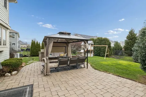 21261 Somerset Street Shorewood IL 60404