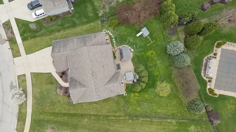 21261 Somerset Street Shorewood IL 60404
