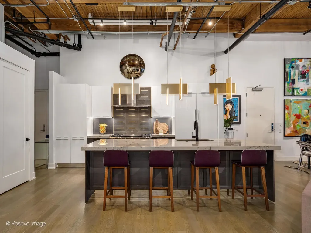 676 North Kingsbury Street Chicago IL 60654