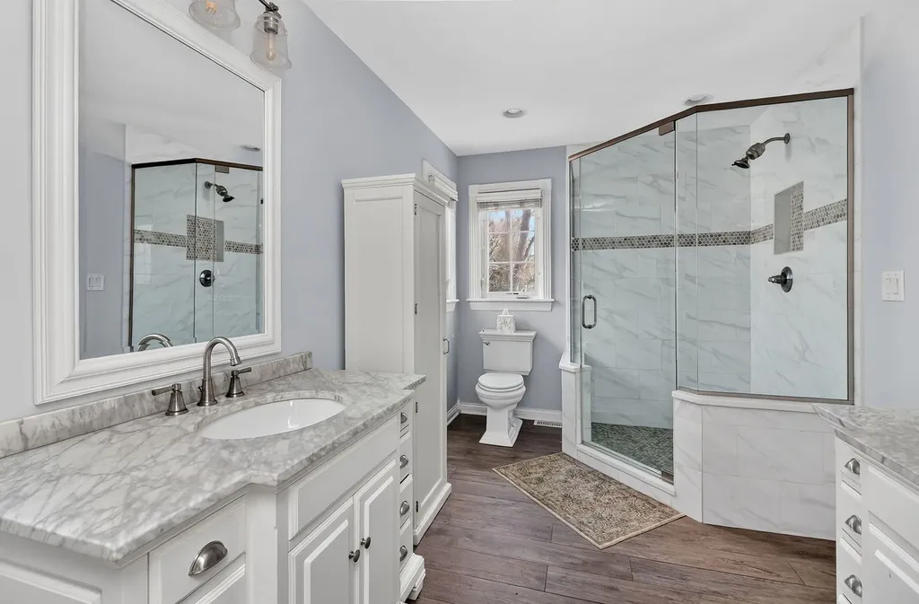 1614 Sawyer Avenue Glen Ellyn IL 60137