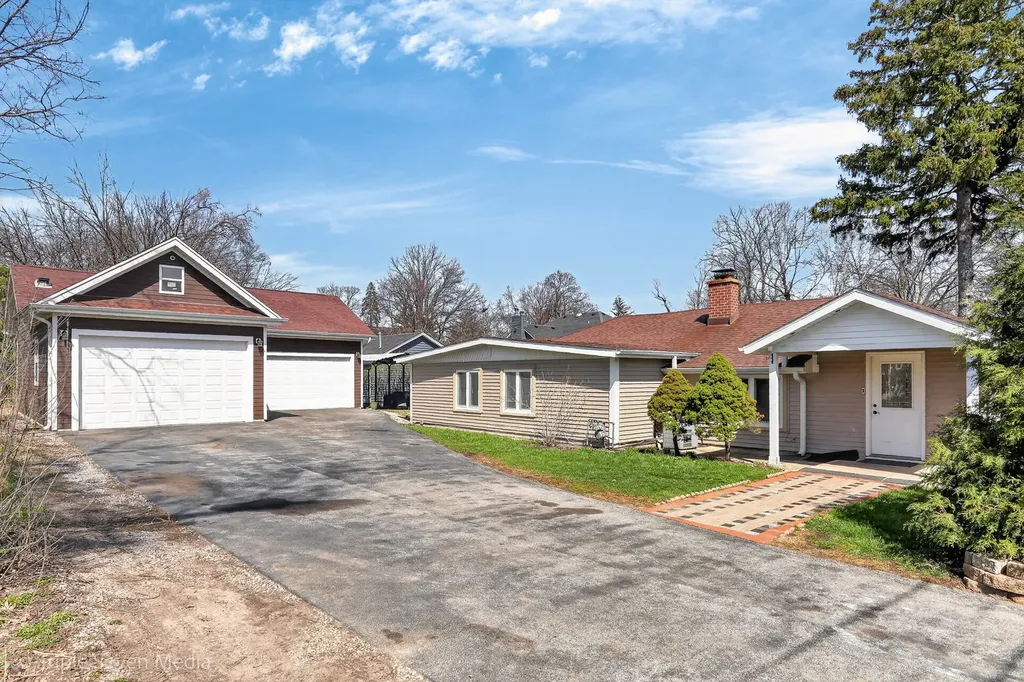 132 Harvey Avenue Wood Dale IL 60191