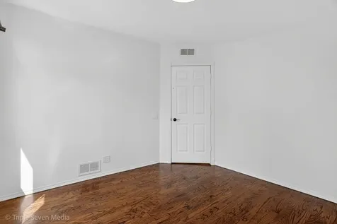 132 Harvey Avenue Wood Dale IL 60191