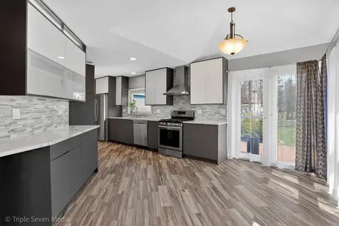 132 Harvey Avenue Wood Dale IL 60191