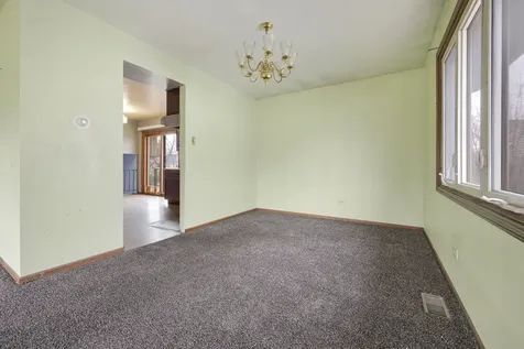 5916 West 127th Street Alsip IL 60803