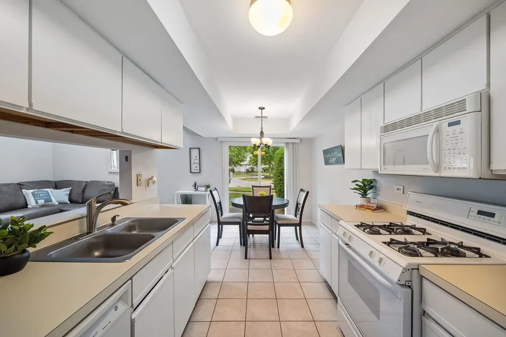 620 Beaver Court Naperville IL 60563