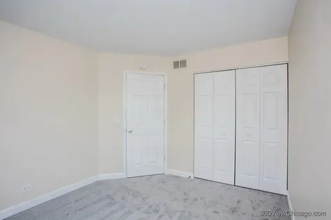 305 West Applegate Court Round Lake IL 60073