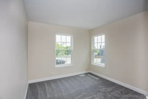 305 West Applegate Court Round Lake IL 60073