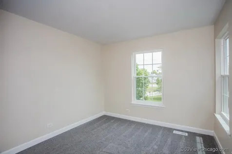 305 West Applegate Court Round Lake IL 60073