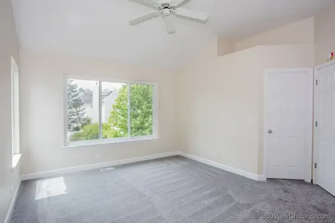 305 West Applegate Court Round Lake IL 60073