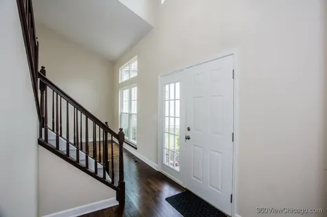 305 West Applegate Court Round Lake IL 60073