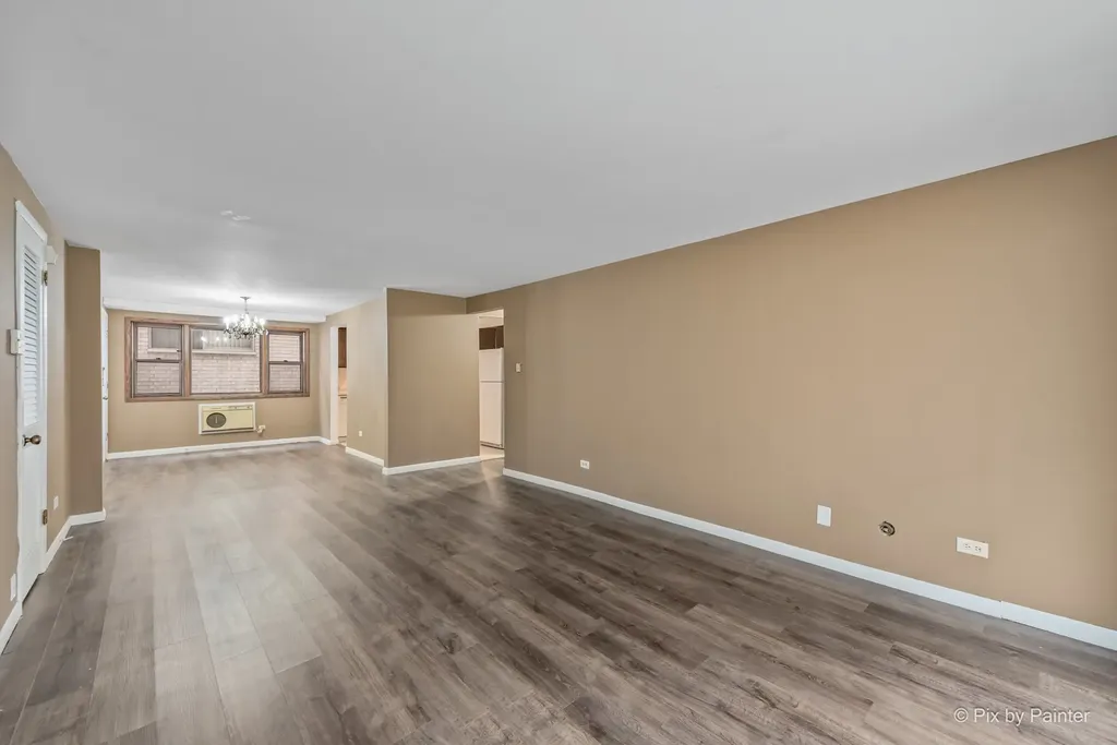 2037 North Harlem Avenue Chicago IL 60707