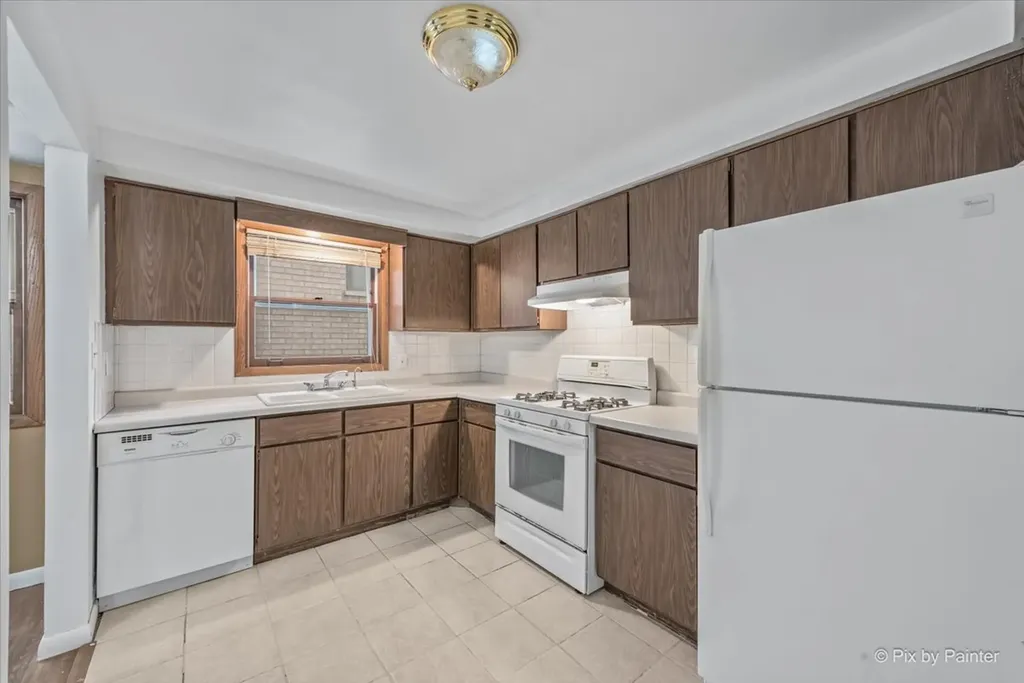 2037 North Harlem Avenue Chicago IL 60707