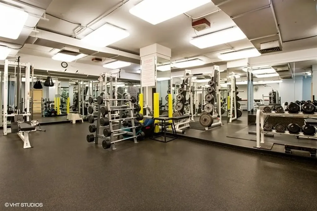 211 East Ohio Street Chicago IL 60611