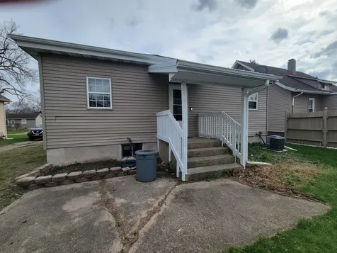 1108 West Lafayette Street Ottawa IL 61350