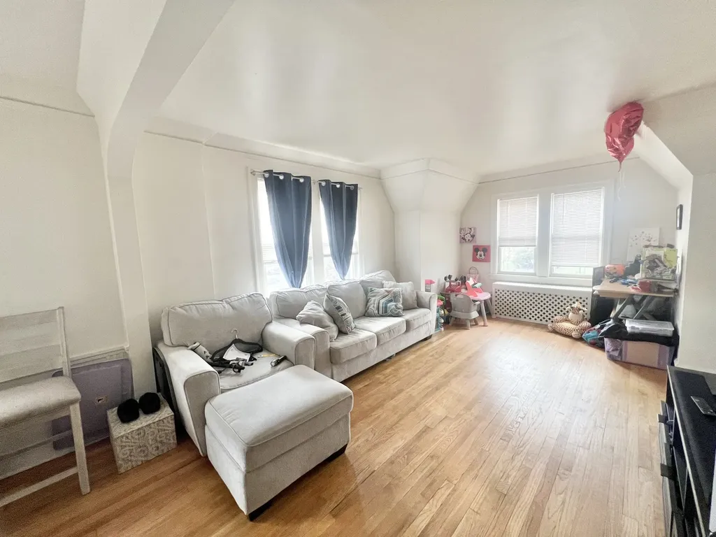 7713 West Forest Preserve Avenue Chicago IL 60634