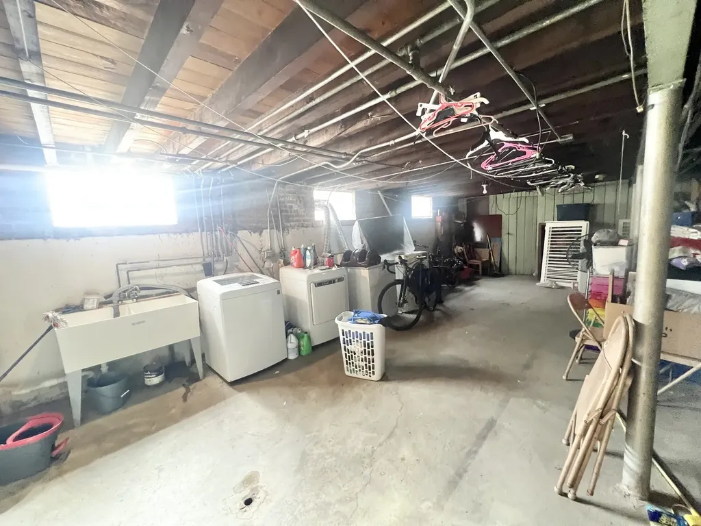 7713 West Forest Preserve Avenue Chicago IL 60634
