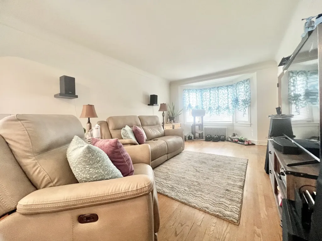 7713 West Forest Preserve Avenue Chicago IL 60634
