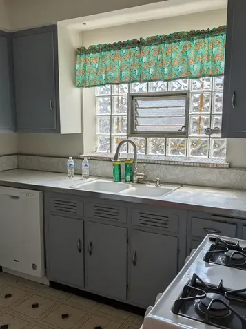 7713 West Forest Preserve Avenue Chicago IL 60634