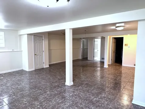 15531 Woodlawn East Avenue South Holland IL 60473