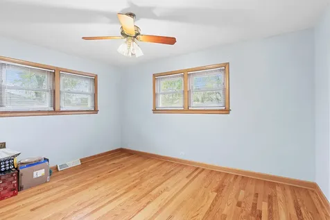 9226 Kilbourn Avenue Skokie IL 60076