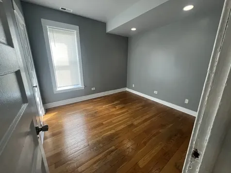 734 East 95th Street Chicago IL 60619